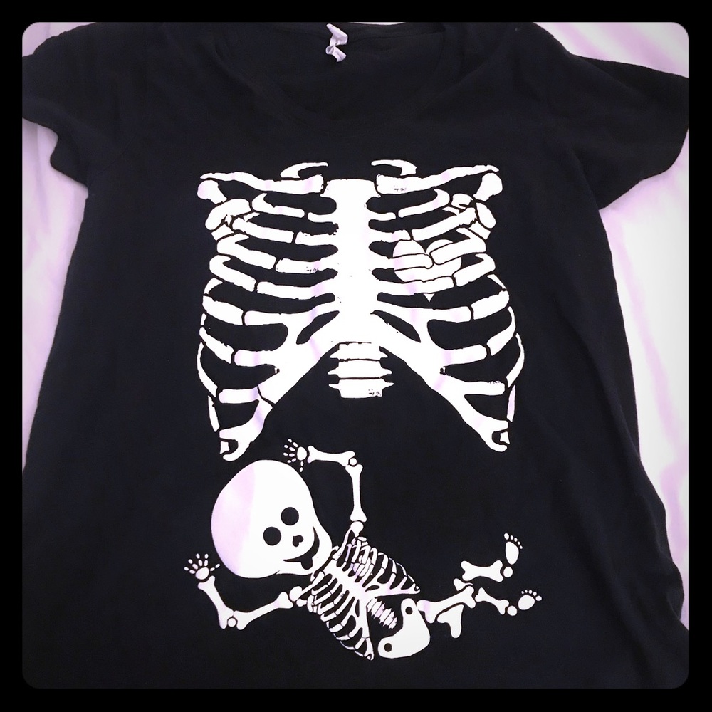 Halloween maternity baby skeleton shirt size L